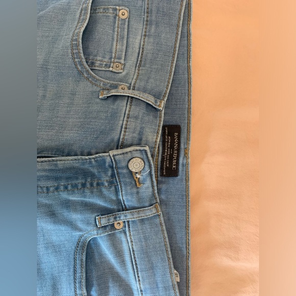 Banana Republic wide leg cropped jeans - Picture 2 of 3